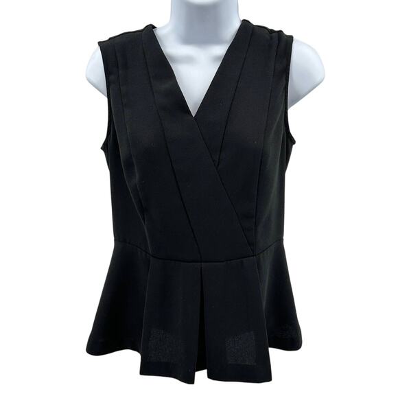 Banana Republic Blouse WMNS 4 Black Peplum Sleeveless Pleated Surplice Back Zip - Picture 1 of 5